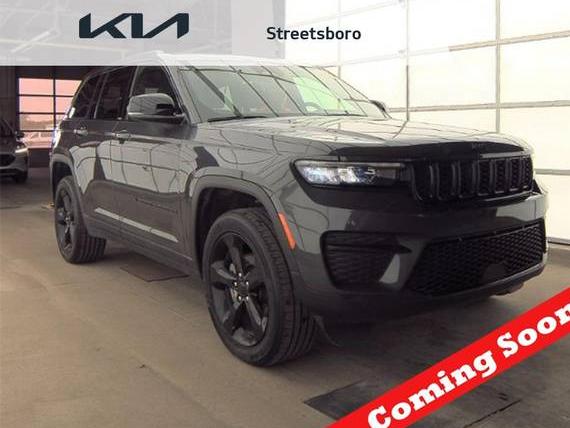JEEP GRAND CHEROKEE 2023 1C4RJHAG1PC595268 image